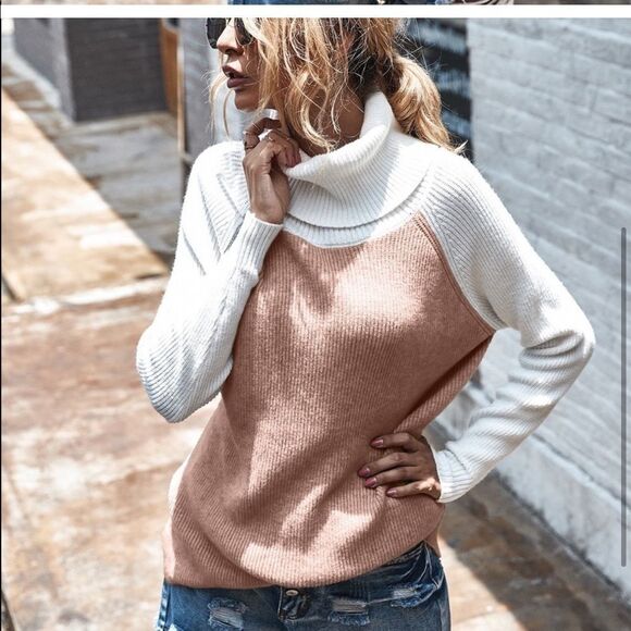 Beautiful Pink Turtleneck Sweater - Picture 3 of 10